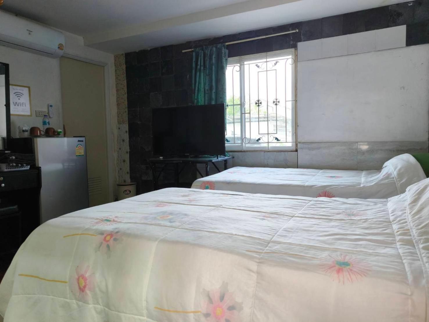 Bed and Breakfast Nu Phuket Airport Resident 1 Nai Yang Beach Exterior foto