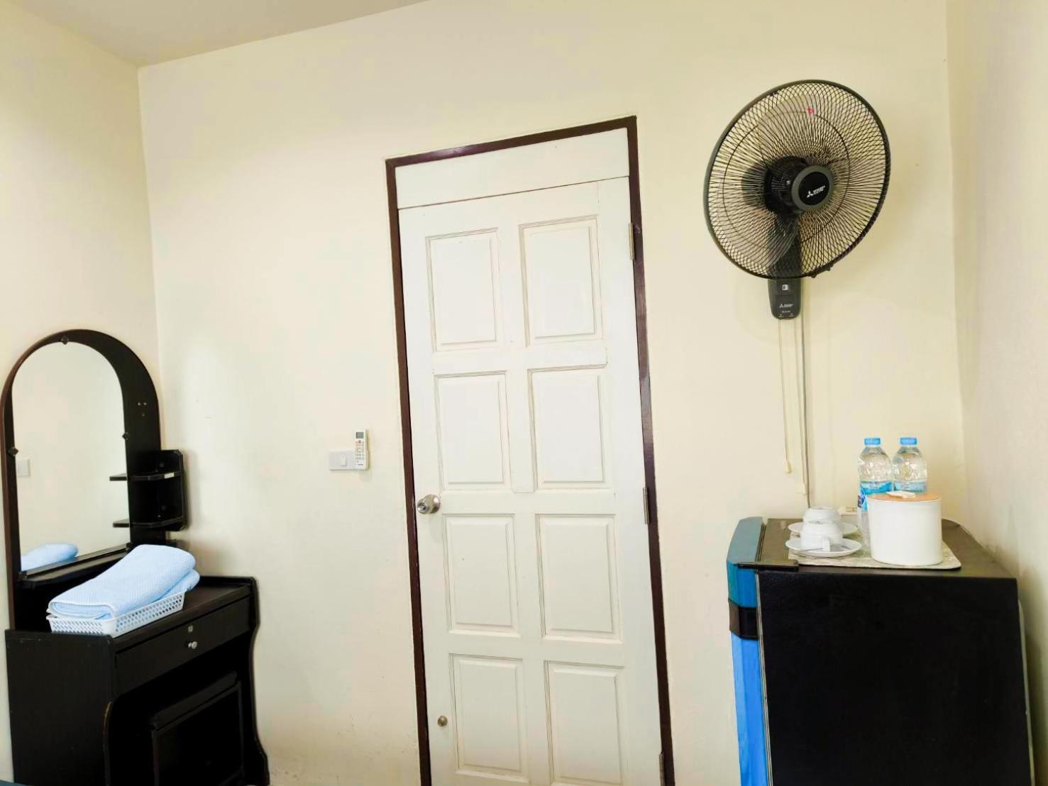 Bed and Breakfast Nu Phuket Airport Resident 1 Nai Yang Beach Exterior foto